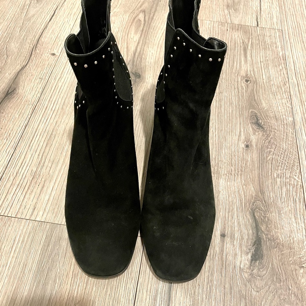 *LOWEST POSSIBLE PRICE FIRM Marc Fisher Tango Studded Chelsea Boot size 9 - Picture 6 of 9